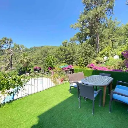 A House With An Amazing View In Oeluedeniz Apartment *