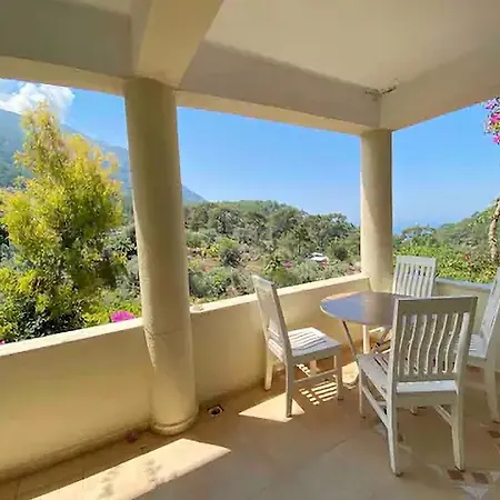 A House With An Amazing View In Oeluedeniz * פאטהיה